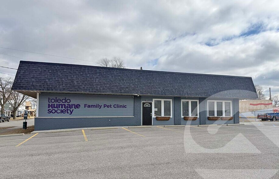 835 E Broadway St, Toledo, OH à vendre - Photo de l’immeuble – Image 1 sur 1