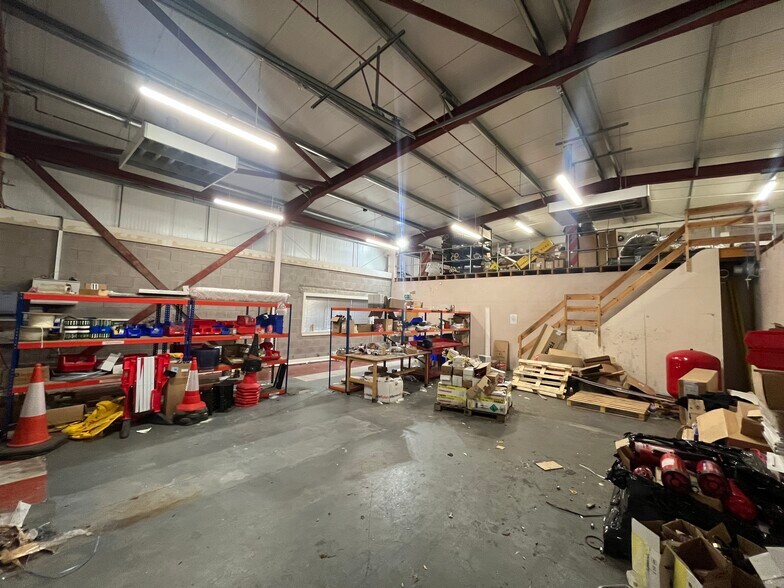 Ashwood Ct, Mid Calder à vendre - Photo de l’immeuble – Image 3 sur 4