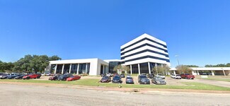 Plus de détails pour 1908 N Laurent St, Victoria, TX - Bureau à vendre