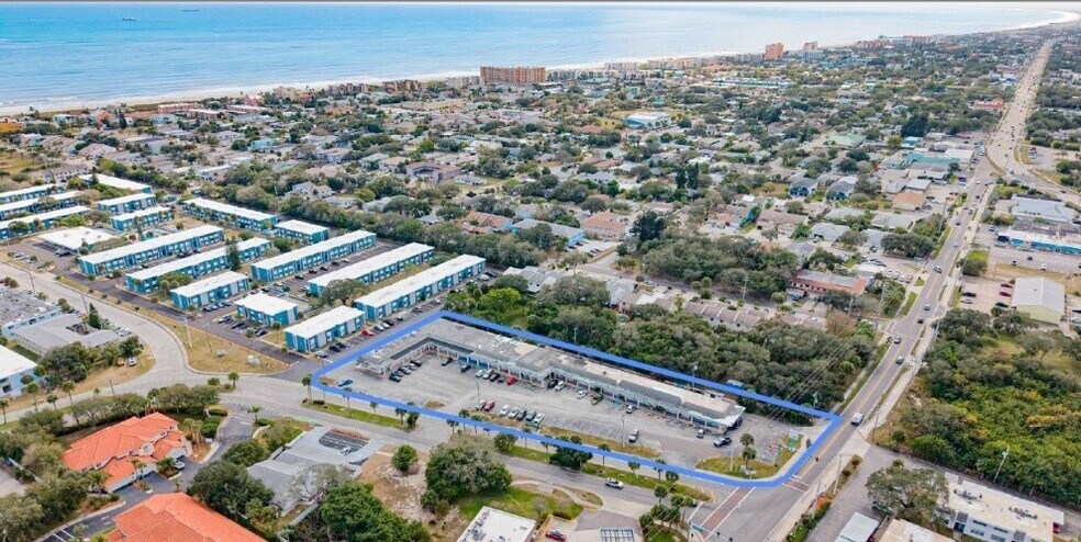 8121-8185 Canaveral Blvd, Cape Canaveral, FL à louer - Photo de l’immeuble – Image 1 sur 7