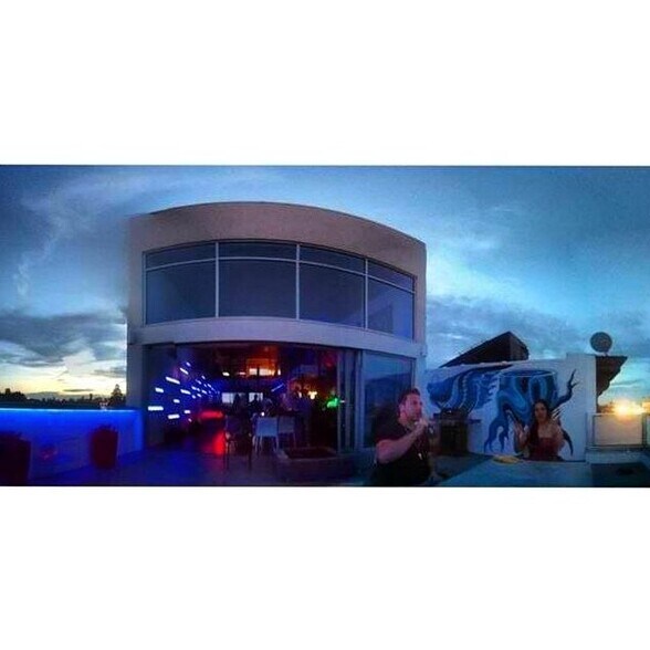 32-32 Steinway St, Long Island City, NY à louer - Photo de l’immeuble – Image 3 sur 7