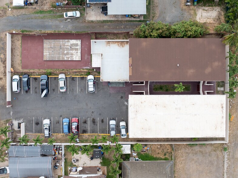 84-1111 Hana St, Waianae, HI à vendre - Photo de l’immeuble – Image 2 sur 25