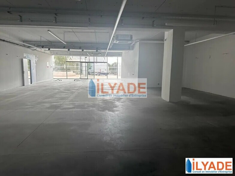 750 Avenue Emile Bodin, La Ciotat à louer - Photo de l’immeuble – Image 3 sur 9