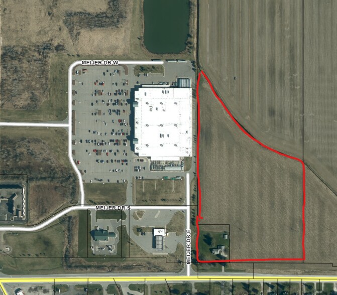 9555 Birch Run Rd, Birch Run, MI à vendre - Photo de l’immeuble – Image 2 sur 2