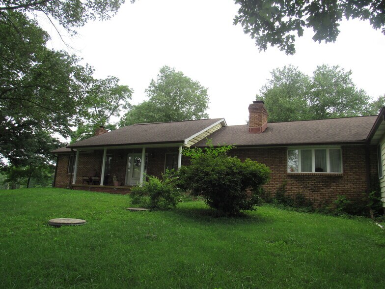 3217 Bert Koontz Rd, Taneytown, MD à vendre - Photo de l’immeuble – Image 2 sur 6