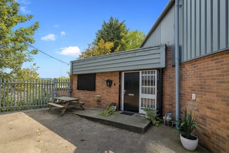 Hayseech Rd, Halesowen à louer Photo intérieure– Image 2 sur 8