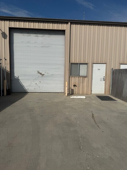1509 Menlo Ave, Clovis, CA à louer - Photo de l’immeuble – Image 3 sur 10