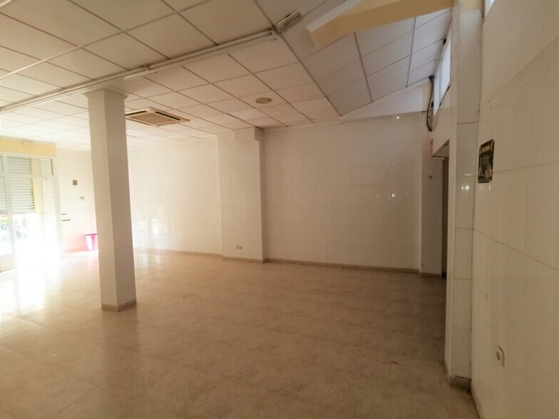 Local commercial dans València, Valencia à louer - Photo de l’immeuble – Image 3 sur 6