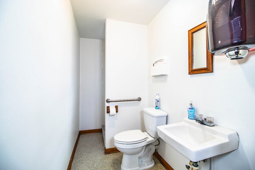 1025 E Oleander St, Lakeland, FL à louer - Photo de l’immeuble – Image 3 sur 37