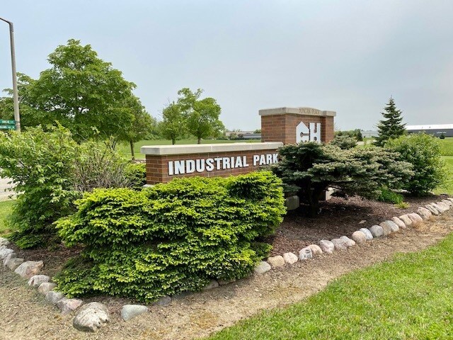 Duncan Pl, Woodstock, IL à vendre - Photo de l’immeuble – Image 3 sur 9