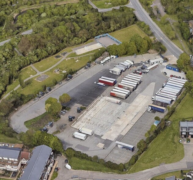 Tank Hill Rd, Purfleet à louer - Aérien – Image 2 sur 6