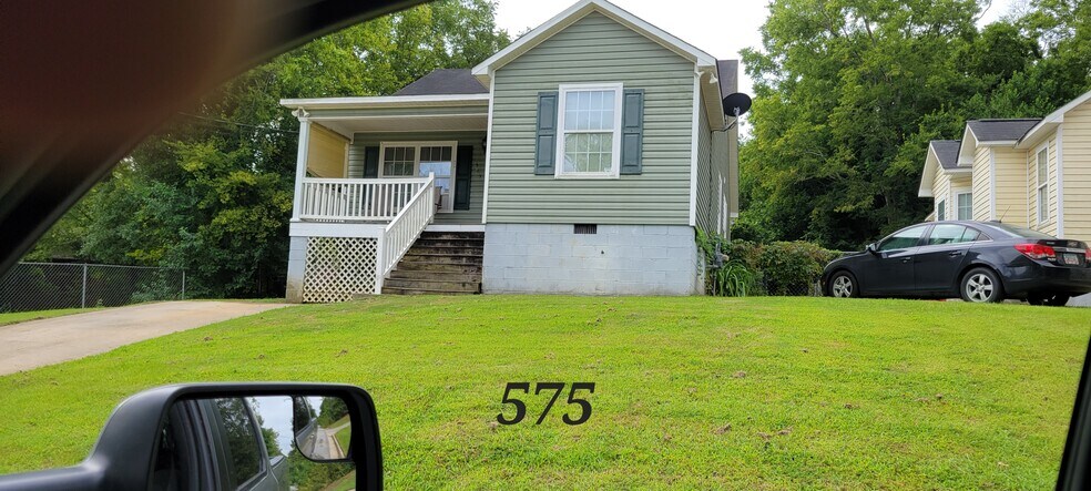 21 Unit SFR Portfolio in Macon, GA portefeuille de 21 biens à vendre sur LoopNet.fr - Photo principale – Image 3 sur 7