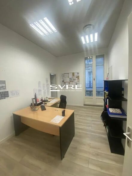 Bureau dans Marseille à louer - Photo de l’immeuble – Image 3 sur 12