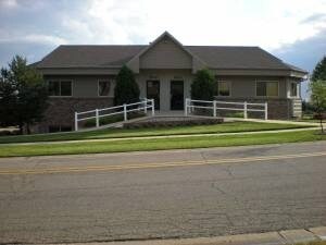 2524 Woodmeadow Dr SE, Grand Rapids, MI à louer - Photo de l’immeuble – Image 2 sur 9