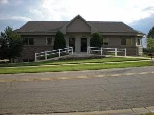 Plus de détails pour 2524 Woodmeadow Dr SE, Grand Rapids, MI - Bureau à louer