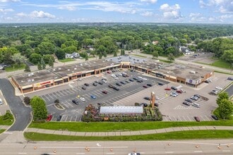 2535 Highway 10 NE, Mounds View, MN - VUE AÉRIENNE  vue de carte - Image1
