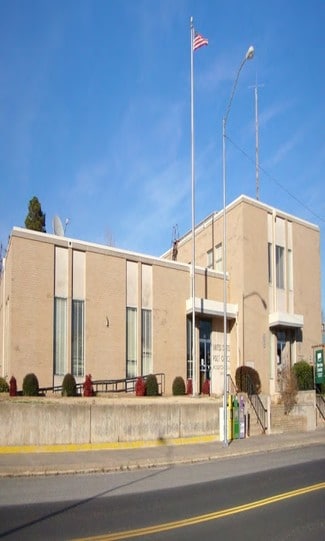 Plus de détails pour 205 E Main St, Wilburton, OK - Bureau/Local commercial à louer