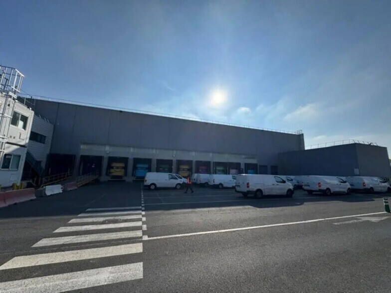 Industriel/Logistique dans Bonneuil-sur-Marne à louer - Photo de l’immeuble – Image 3 sur 15