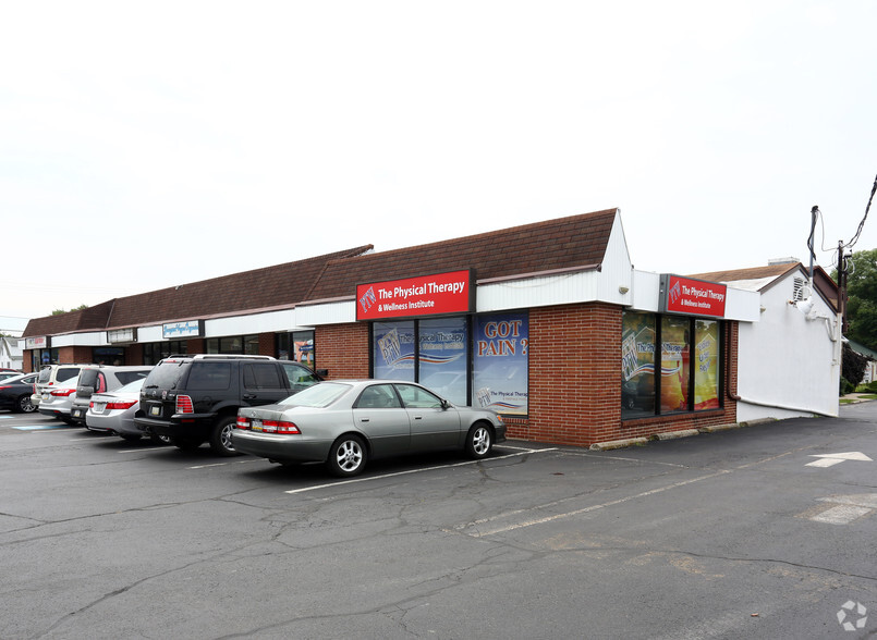 2450-2460 W Main St, Norristown, PA à louer - Photo principale – Image 1 sur 16