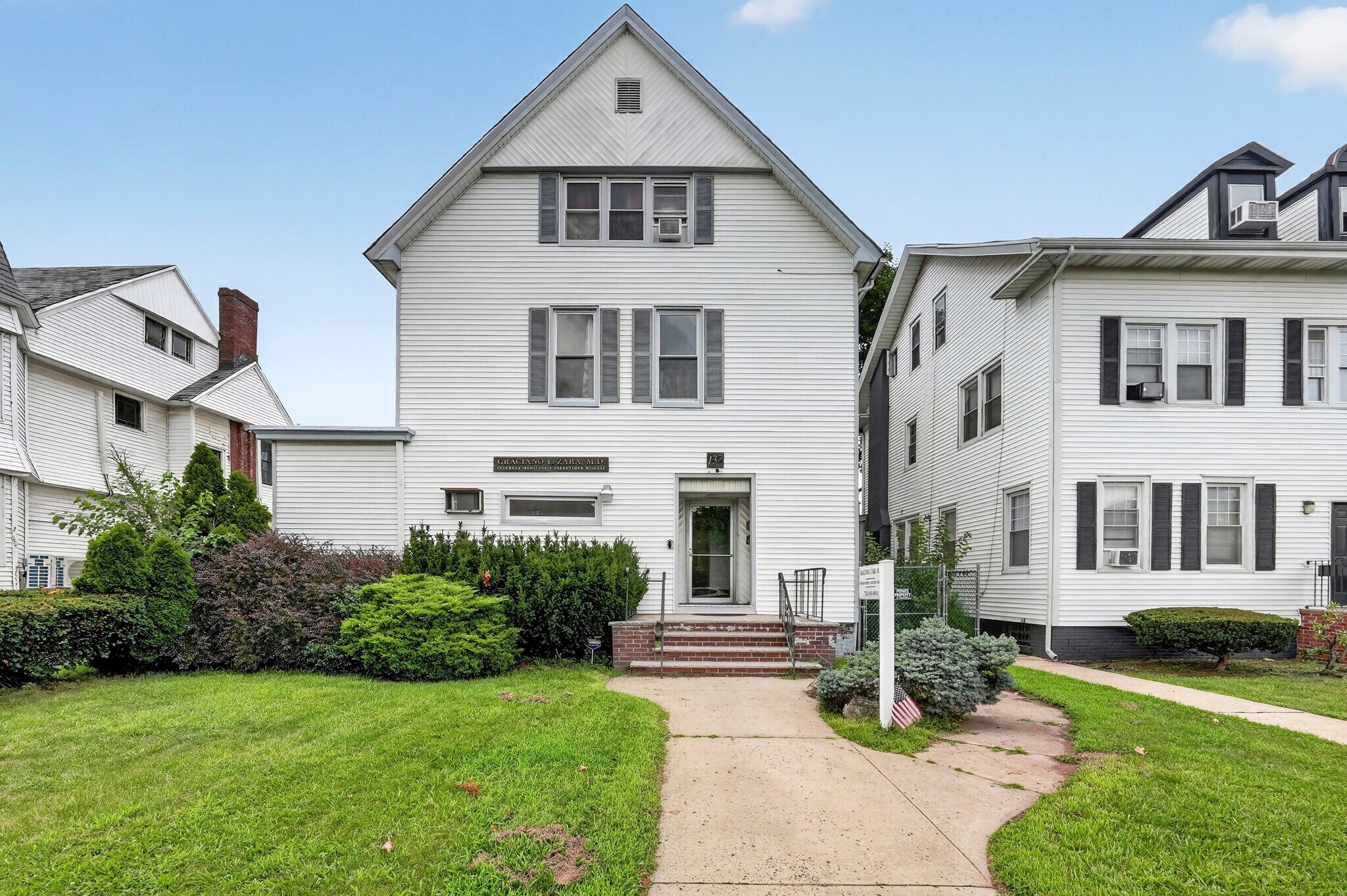 137 Livingston Ave, New Brunswick, NJ à vendre Photo de l’immeuble– Image 1 sur 46