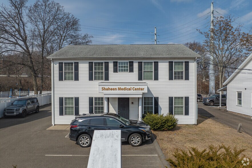 367 Elm St, West Haven, CT à vendre - Photo de l’immeuble – Image 3 sur 5