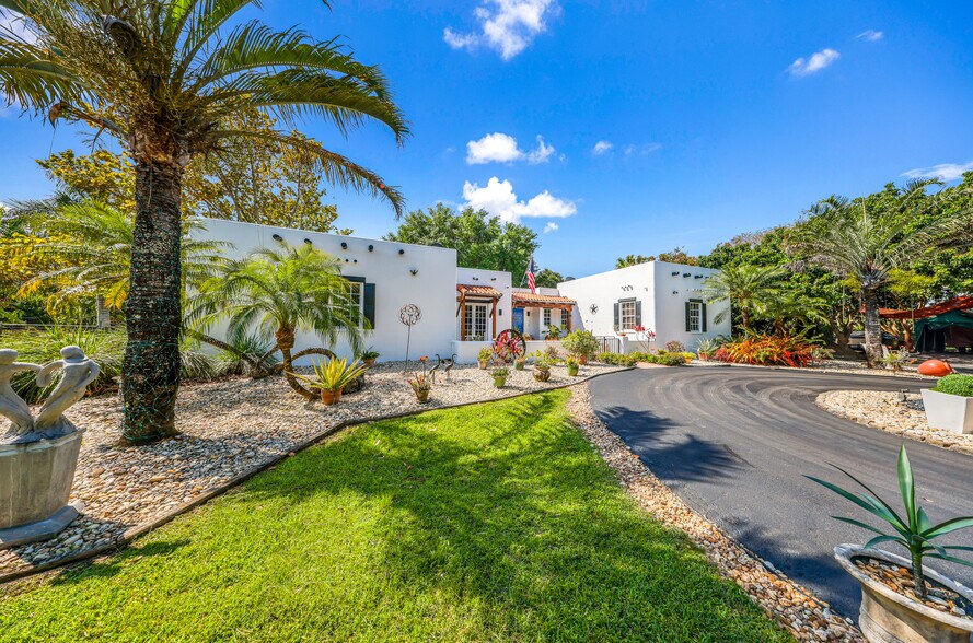 19050 SW 194th Ave, Miami, FL à vendre - Photo de l’immeuble – Image 1 sur 65