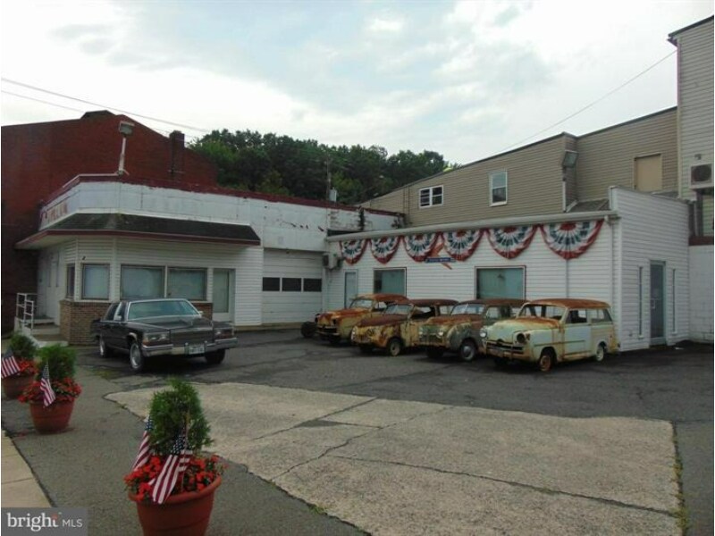 300 Centre St, Ashland, PA à vendre Photo principale– Image 1 sur 10