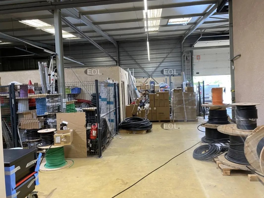 Local d’activités dans Chassieu à louer Photo intérieure– Image 1 sur 11