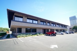 Arden Square Office Bldg - Bureau