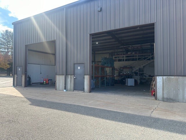 22 Industrial Way, Hanover, MA à louer - Photo de l’immeuble – Image 3 sur 15