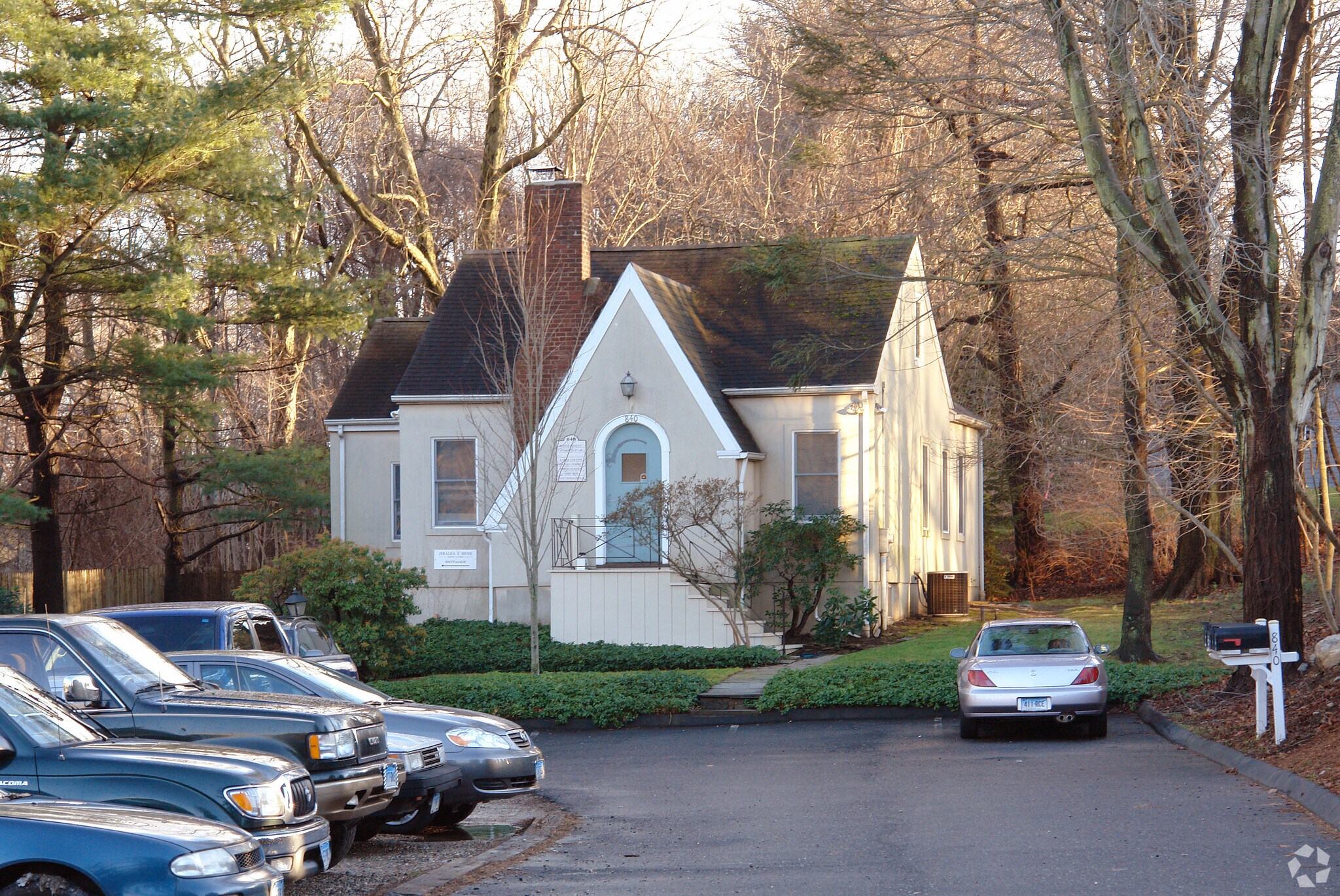840-850 Post Rd, Westport, CT à vendre Photo principale– Image 1 sur 3