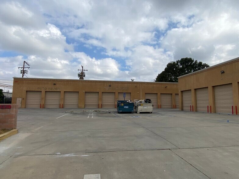 291-293 W H St, Colton, CA à vendre - Photo de l’immeuble – Image 1 sur 9