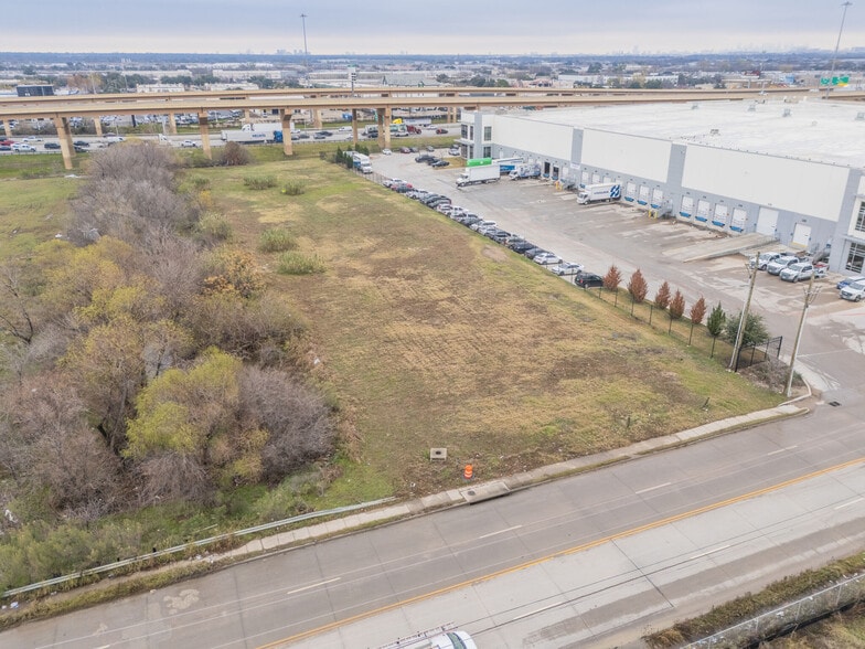 10900 Goodnight Ln, Dallas, TX à vendre - Aérien – Image 2 sur 7