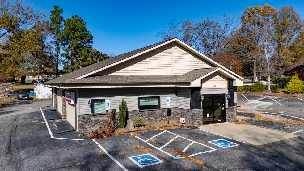 60 2nd Ave SW, Taylorsville, NC à vendre - Photo de l’immeuble – Image 3 sur 22