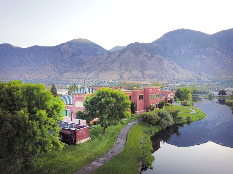 702 E 1910 S, Provo, UT à louer - Photo de l’immeuble – Image 2 sur 7