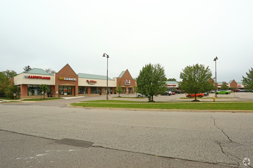 1846-1938 Whittaker Rd, Ypsilanti, MI à louer - Photo principale – Image 1 sur 10