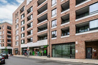 Plus de détails pour 126-137 Hackney Rd, Londres - Local commercial à louer