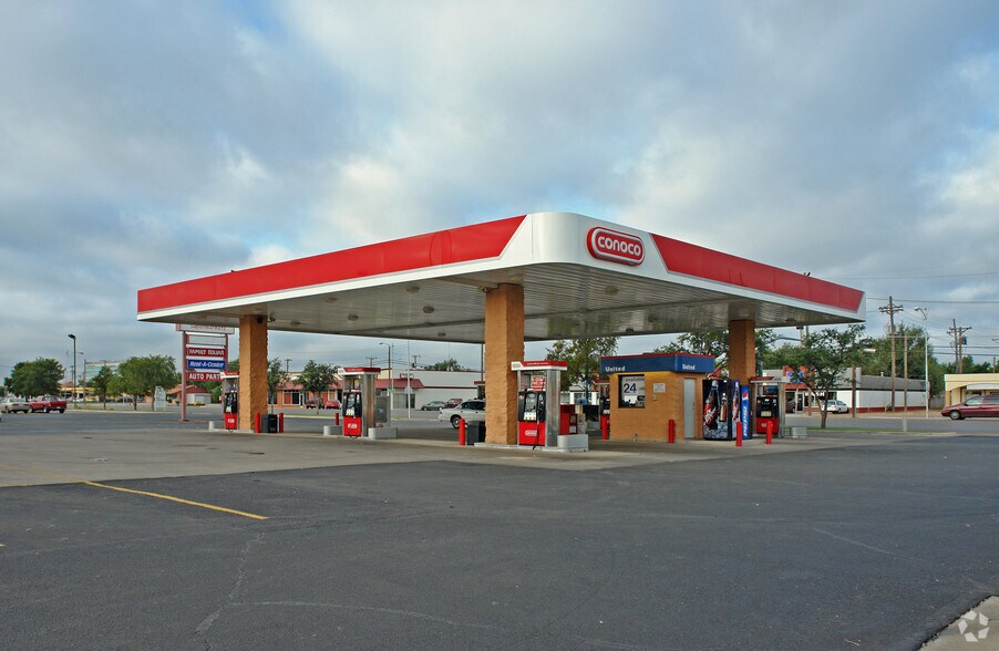112 N University Ave, Lubbock, TX à louer - Photo de l’immeuble – Image 3 sur 9