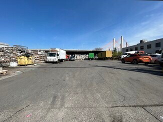 Plus de détails pour 251 Lombardy St, Brooklyn, NY - Industriel/Logistique à louer