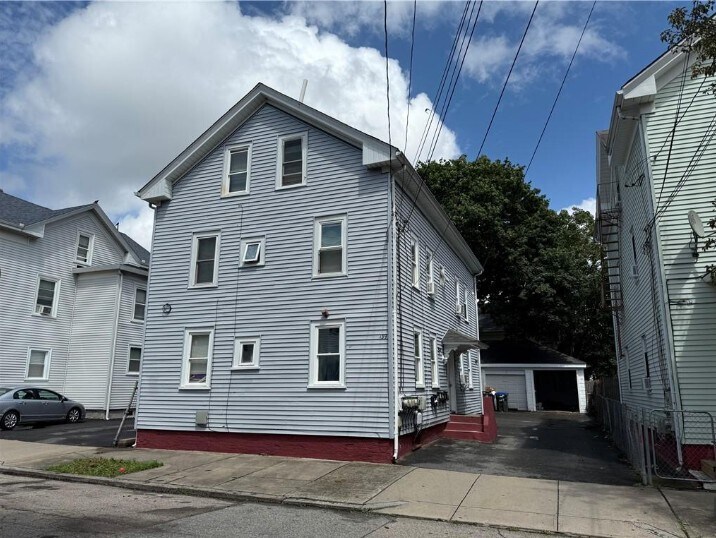 139 Julian St, Providence, RI à vendre - Photo de l’immeuble – Image 3 sur 6