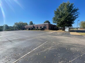 26 Security Dr, Jackson, TN à louer Photo intérieure– Image 2 sur 4