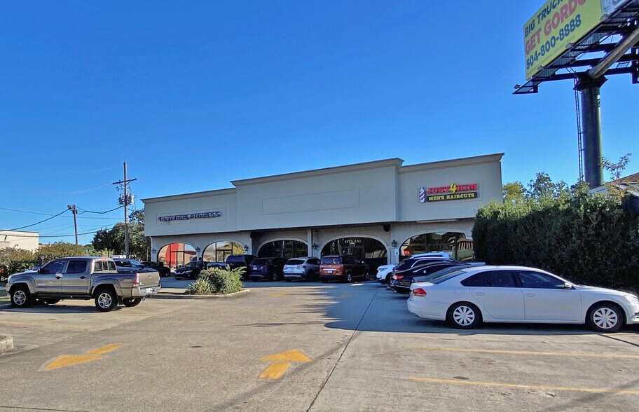 5200 Veterans Memorial Blvd, Metairie, LA à louer - Photo de l’immeuble – Image 2 sur 6