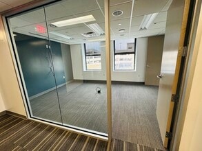 303 N Oregon St, El Paso, TX à louer Photo intérieure– Image 2 sur 4