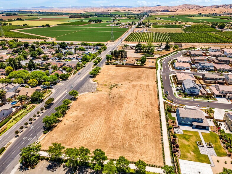 Walnut Blvd, Brentwood, CA à vendre - Photo de l’immeuble – Image 3 sur 44