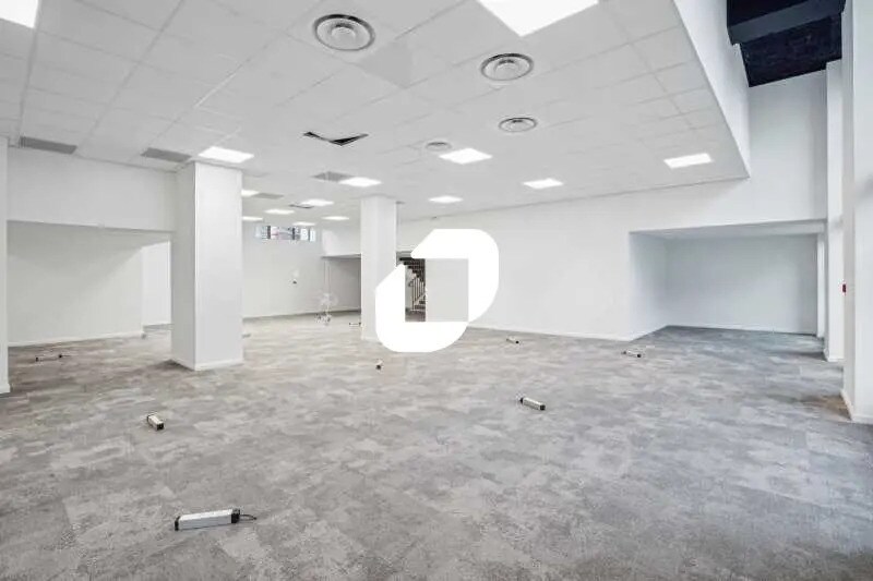 Bureau dans Lyon à louer - Photo de l’immeuble – Image 3 sur 16