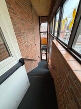 6805 Fresh Meadow Ln, Fresh Meadows, NY à louer Photo intérieure– Image 2 sur 13