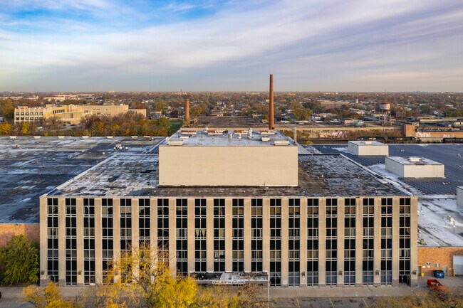 Plus de détails pour 1900 N Austin Ave, Chicago, IL - Industriel/Logistique à vendre