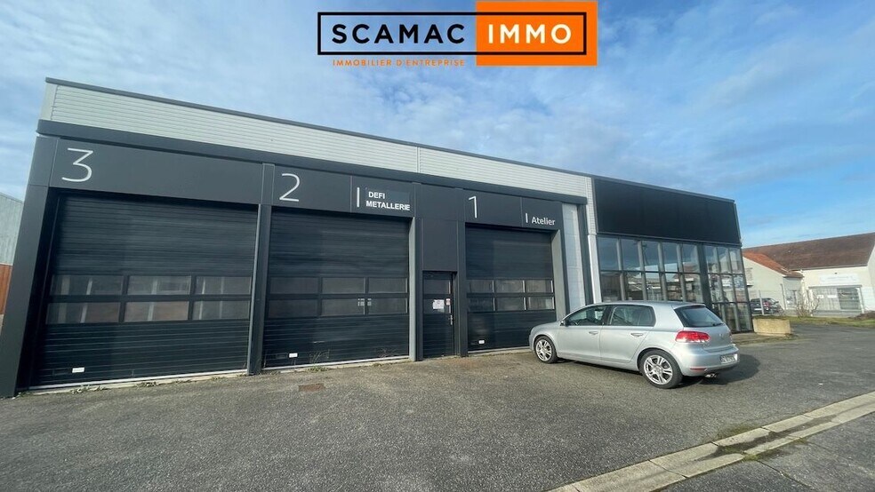 Local d'activités dans Milly-la-Forêt à vendre - Photo de l’immeuble – Image 3 sur 27