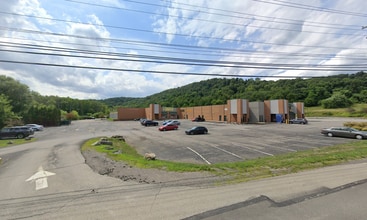 100 Perry Hwy, Harmony, PA à louer Photo de l’immeuble– Image 2 sur 2