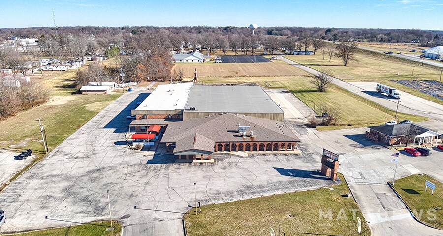 1300 S West St, Olney, IL à vendre - Photo de l’immeuble – Image 2 sur 2